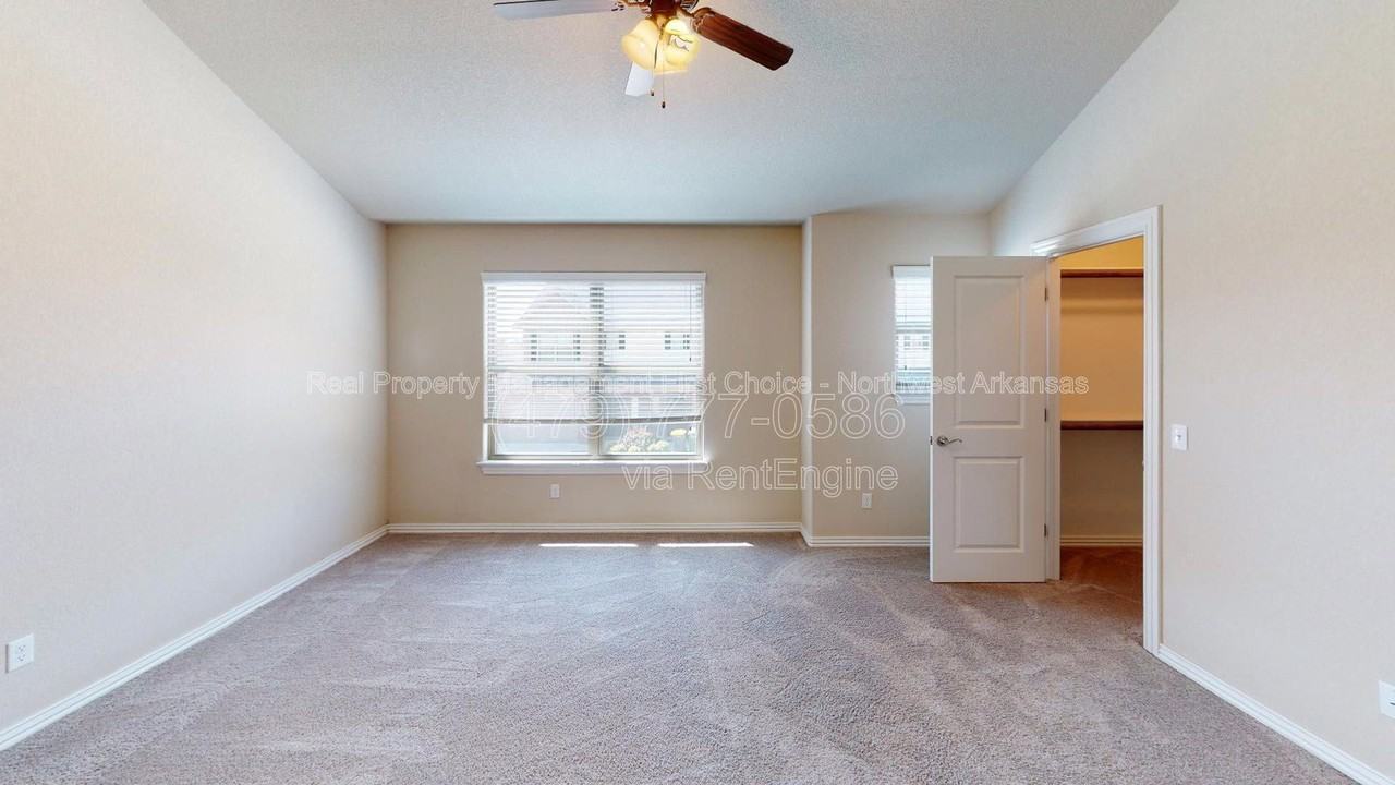 2711 W Shasta Rd - Photo 4 of 9