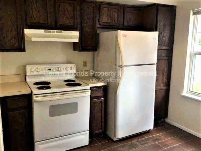 3206 Vishaal Dr - Photo 2 of 10