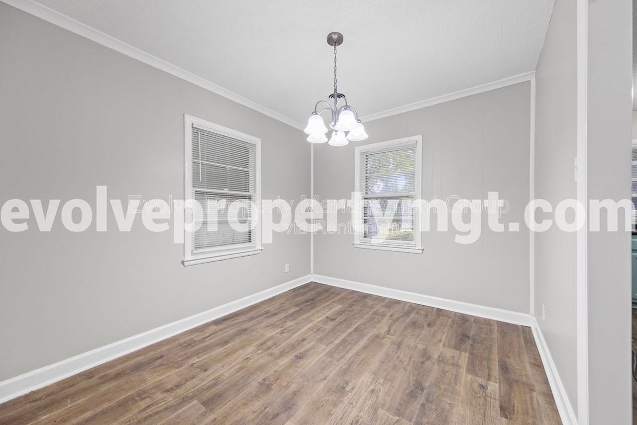 7702 Marvin Rd - Photo 6 of 18