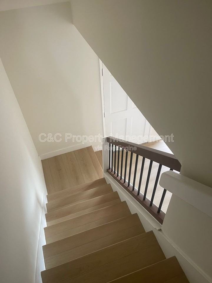 2061 S Magnolia Ave - Photo 7 of 21