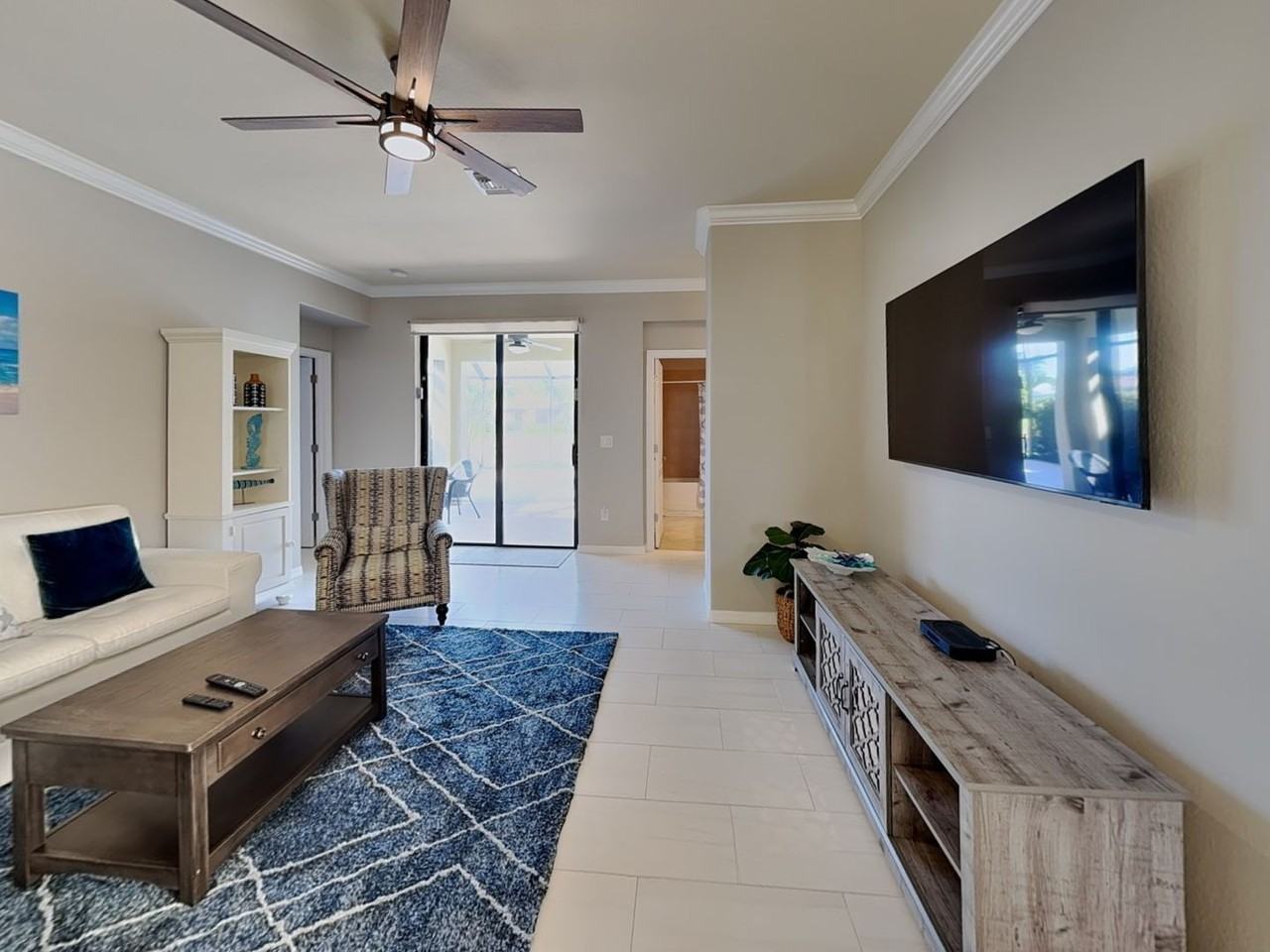11280 Reflection Isles Blvd - Photo 3 of 19