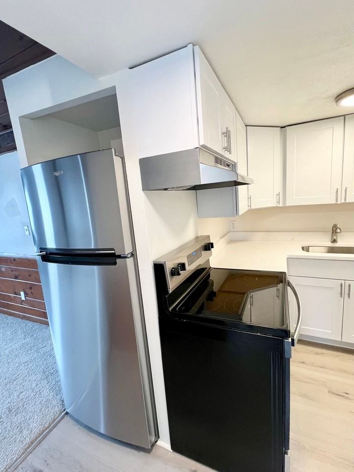 54 Old Concord Tpke #3 - Photo 3 of 17