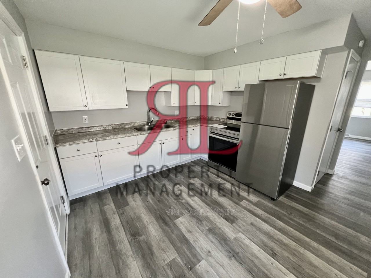 2980 Reis Ave - Photo 5 of 11