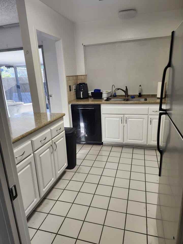 4922 Gainsport Circle - Photo 7 of 9