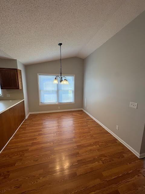 118 W Victoria Ct #D - Photo 2 of 8