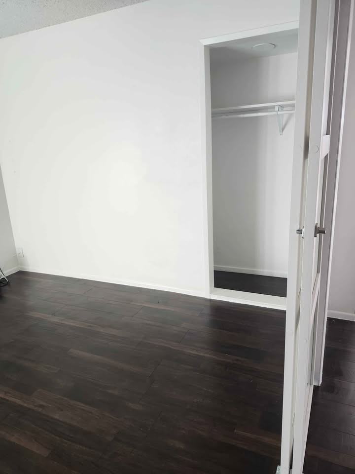 4922 Gainsport Circle - Photo 3 of 9