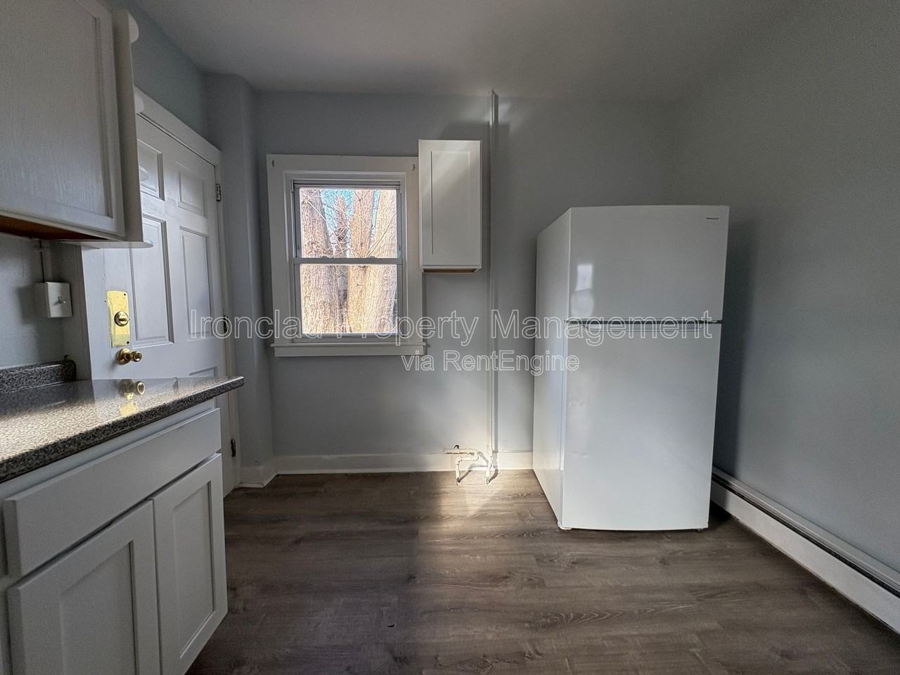 206 Main St #204-3 - Photo 4 of 8