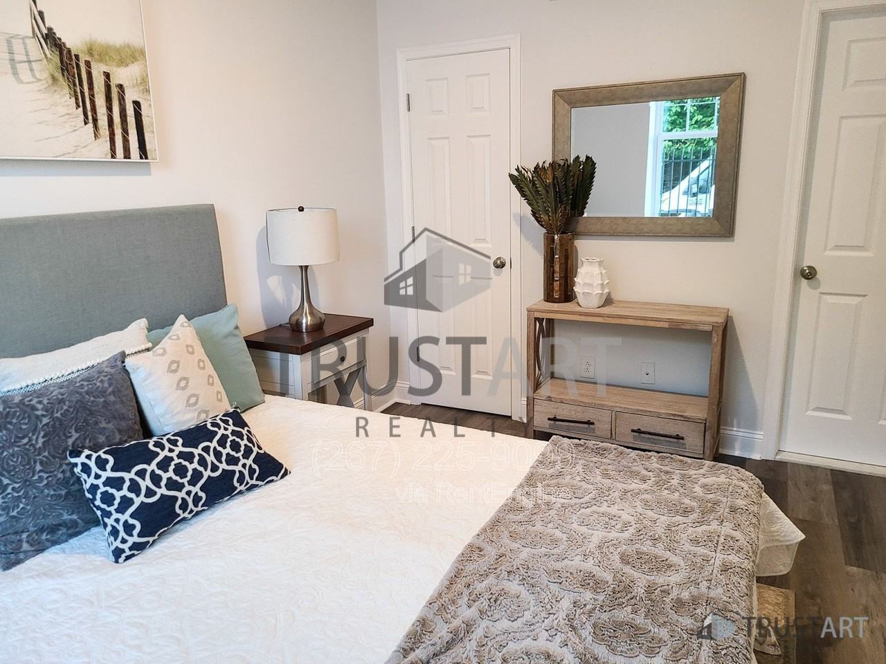 4732 Longshore Ave #2 - Photo 6 of 14