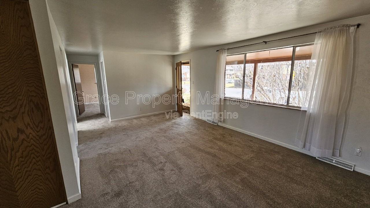 8151 W Evans Ave - Photo 4 of 26