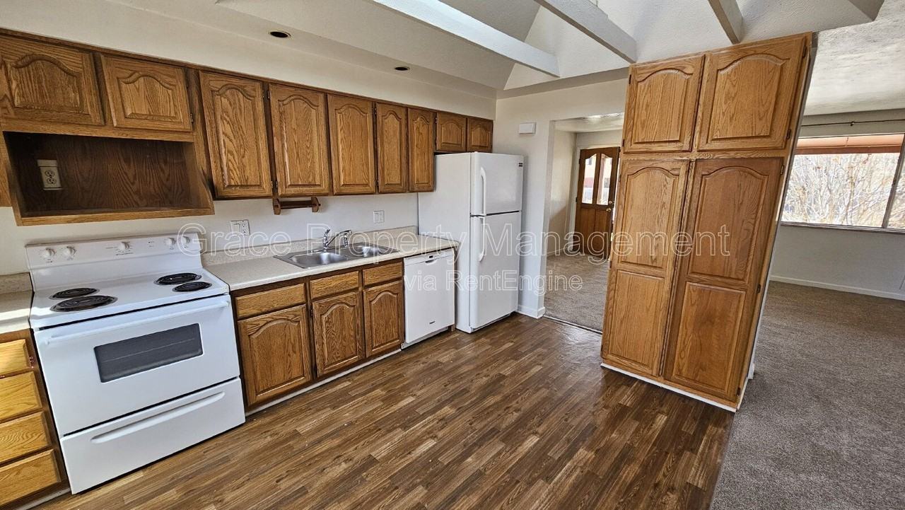 8151 W Evans Ave - Photo 7 of 26