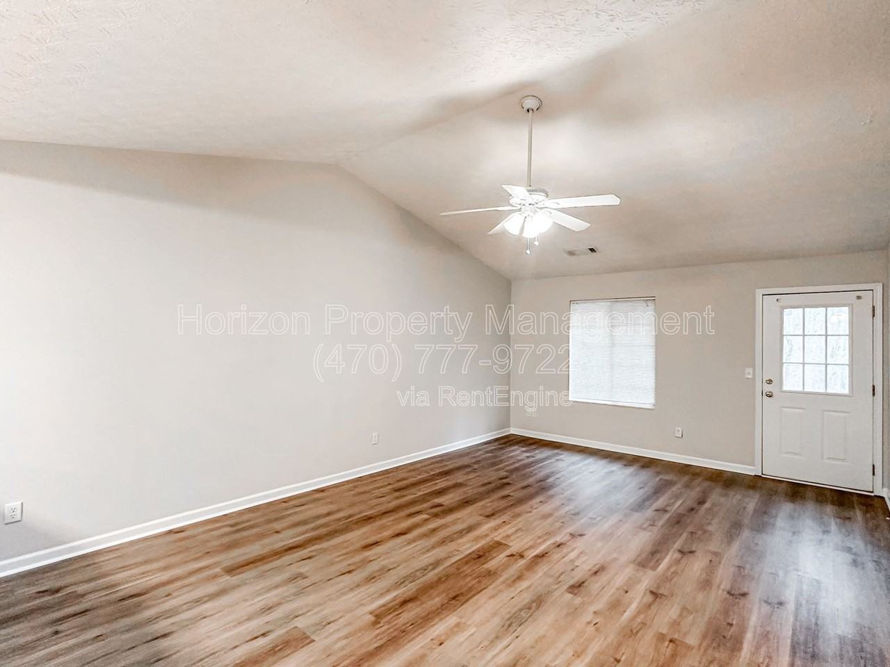 3989 Hidden Hollow Dr - Photo 3 of 21