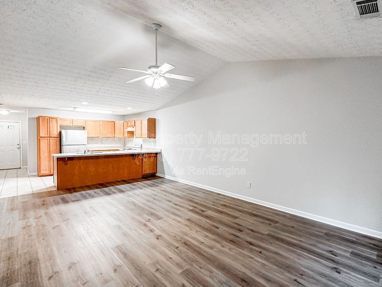 3989 Hidden Hollow Dr - Photo 4 of 21