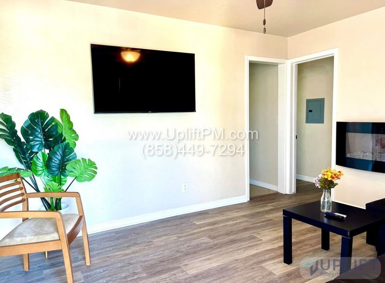 4124 Gamma St - Photo 4 of 20