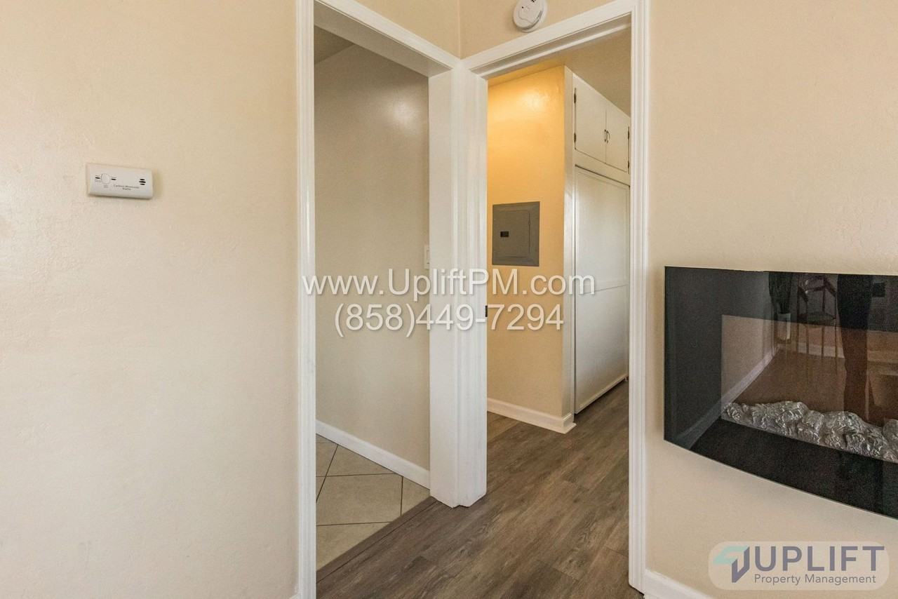 4124 Gamma St - Photo 6 of 20