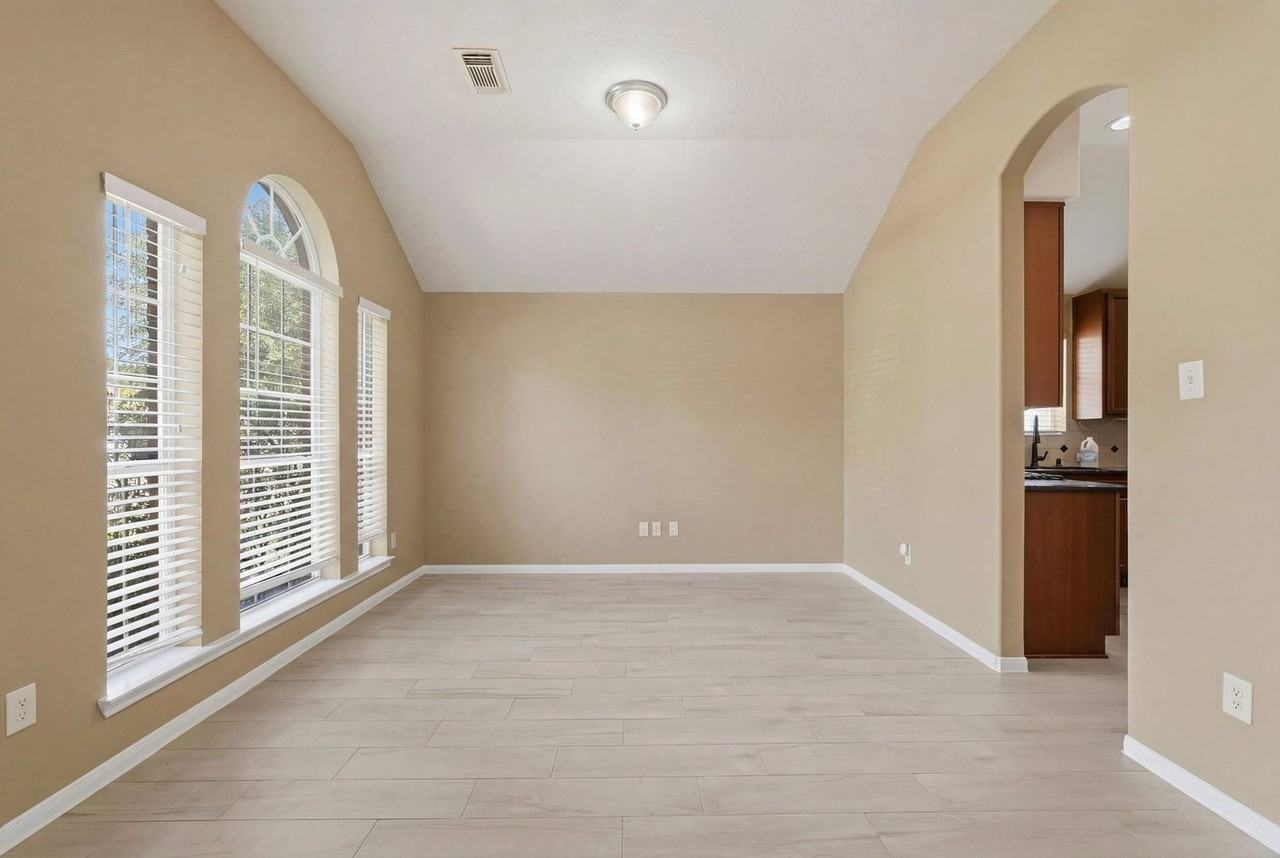 2918 Mustang Meadow Ln - Photo 5 of 25