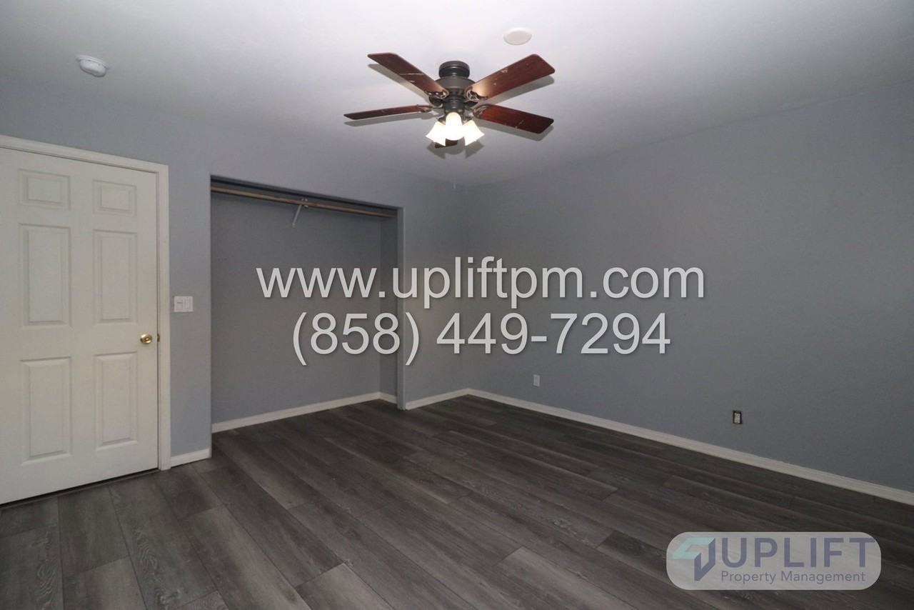 5304 Nutmeg St - Photo 5 of 15