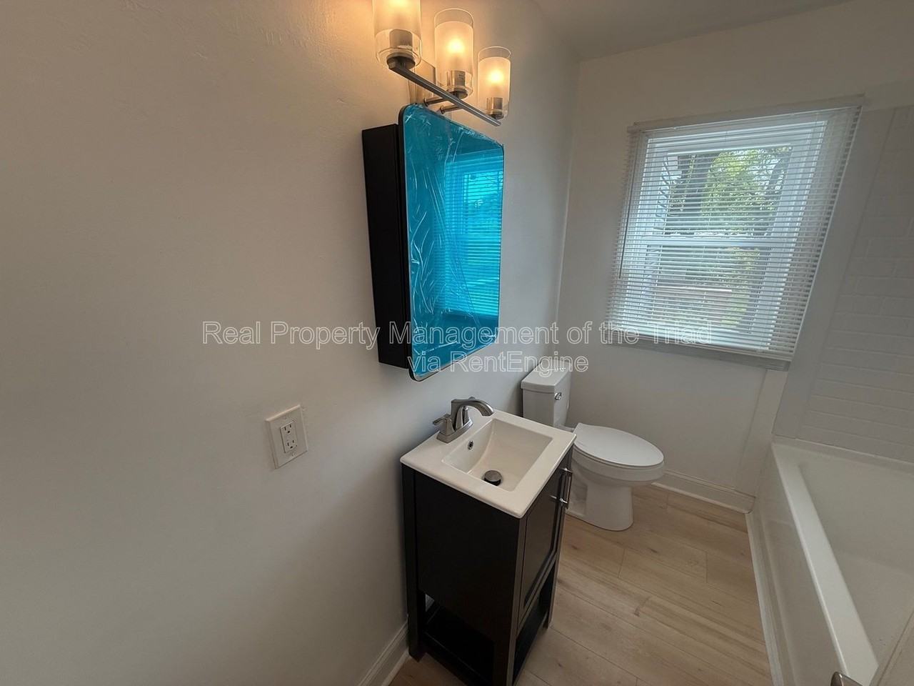 1604 Textile Dr - Photo 3 of 14