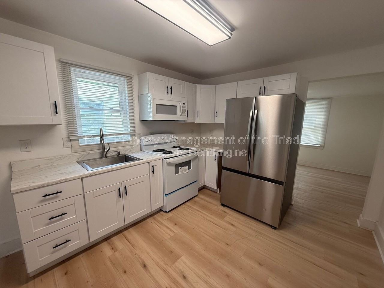 1604 Textile Dr - Photo 4 of 14