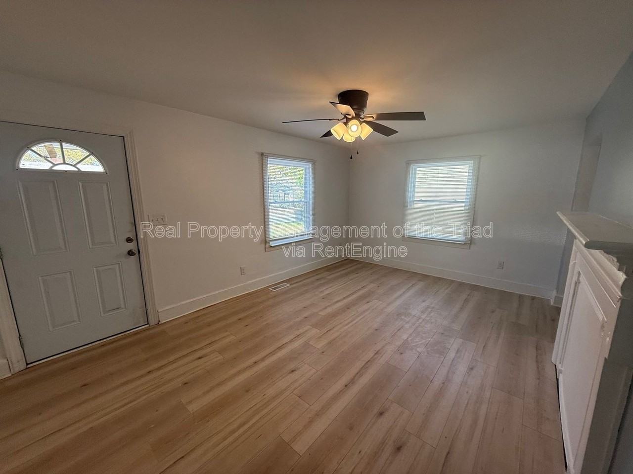 1604 Textile Dr - Photo 5 of 14