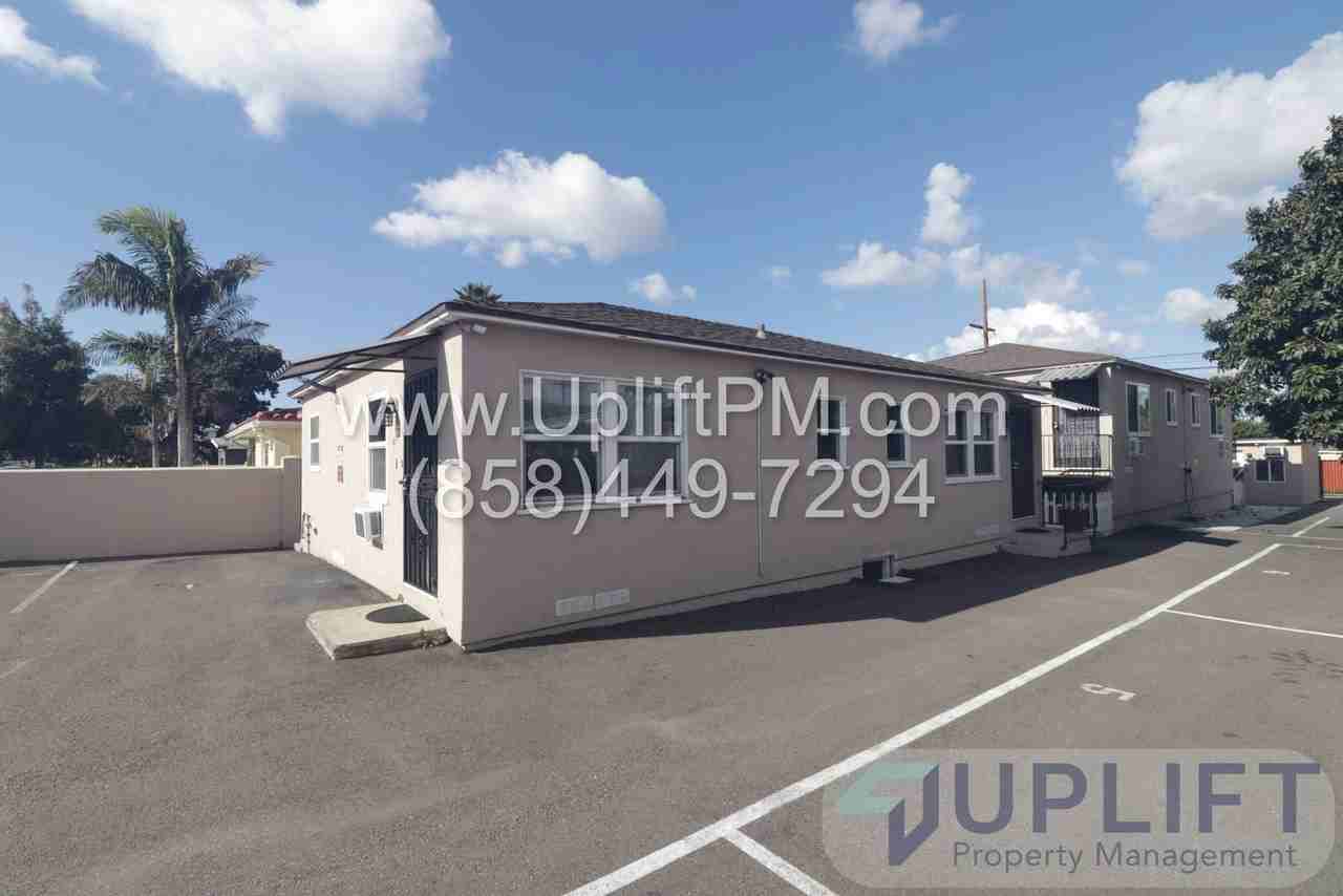 4118 Gamma St - Photo 3 of 38