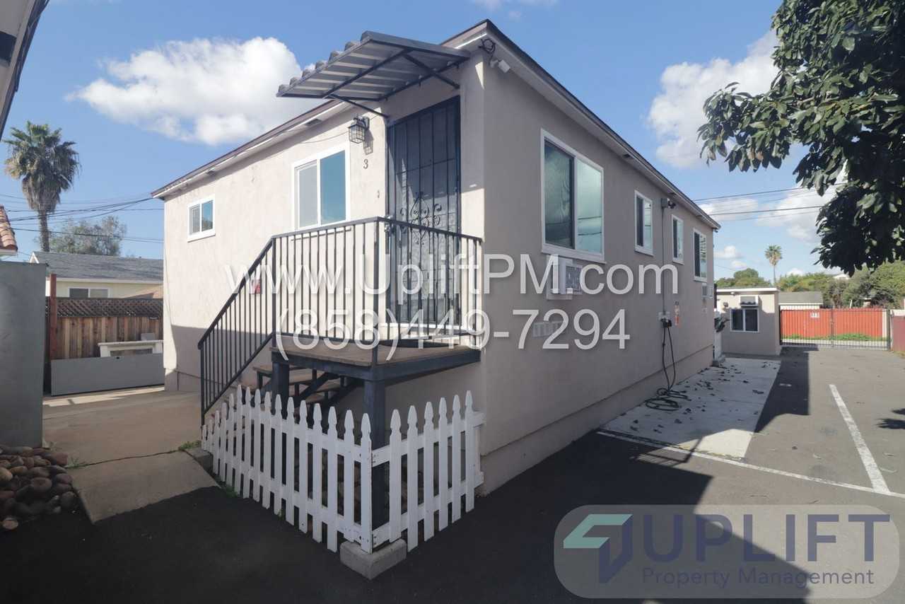 4118 Gamma St - Photo 6 of 38