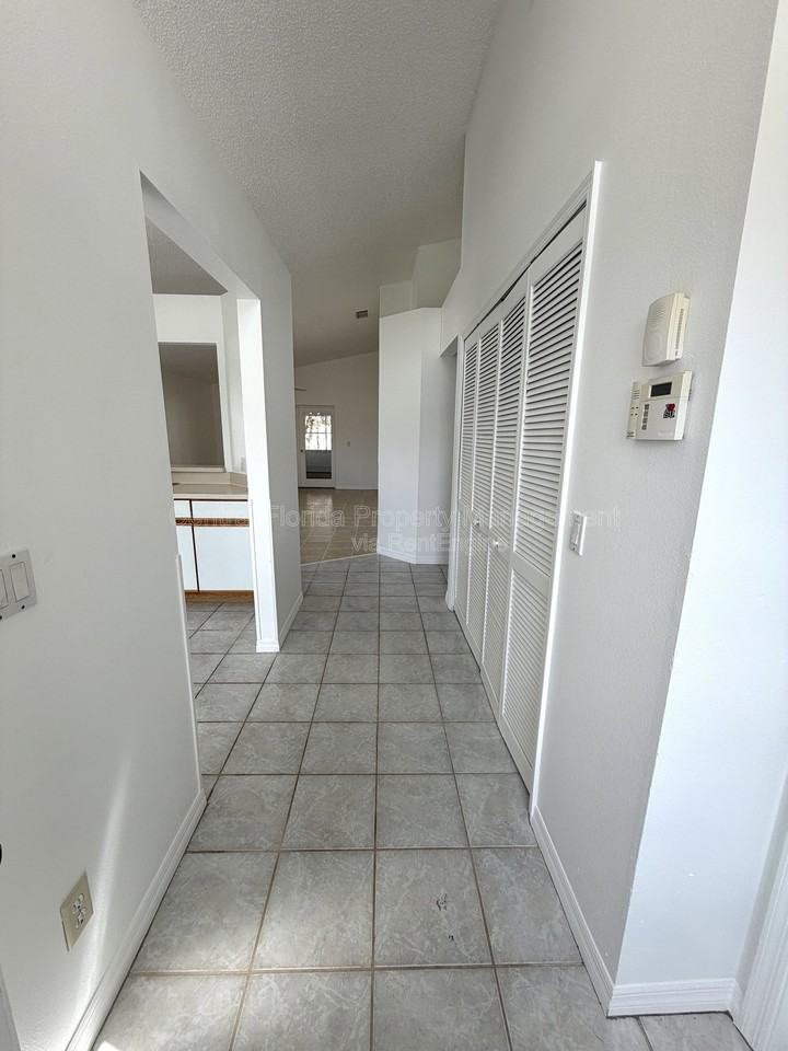 9176 Fort Jefferson Blvd - Photo 2 of 19