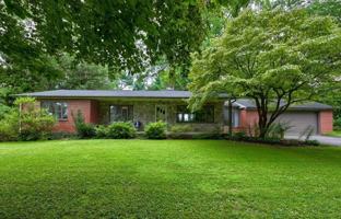 featured image of 376 Arbor Rd