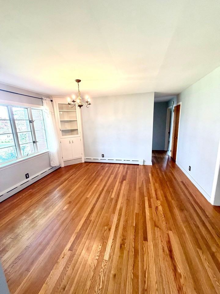 376 Arbor Rd - Photo 7 of 33