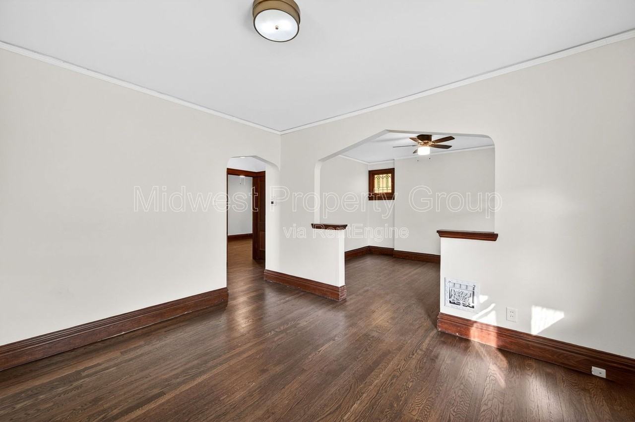 5324 Nagel Ave - Photo 4 of 29