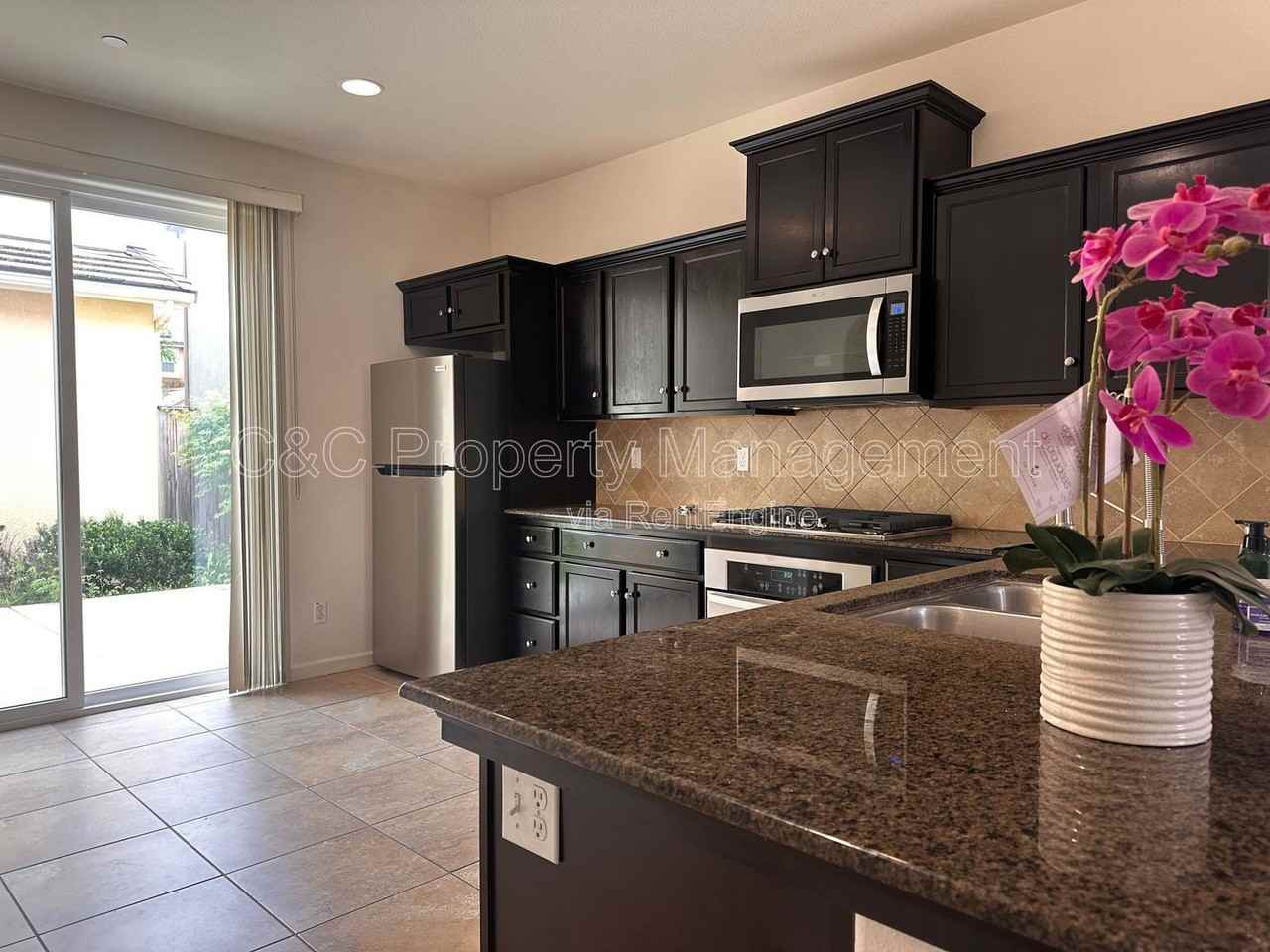 3672 Etchings Way - Photo 2 of 10