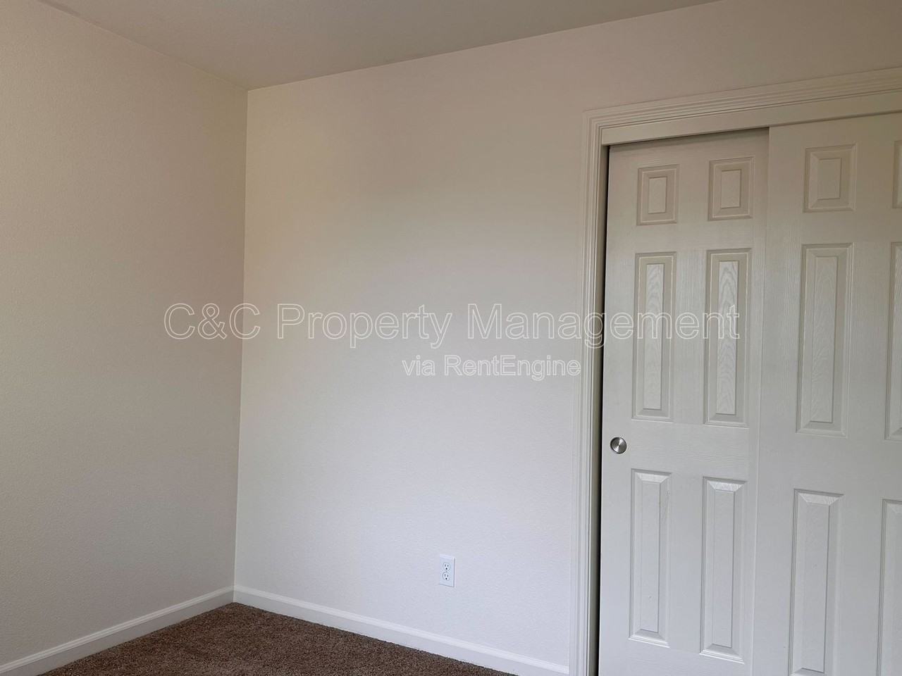 3672 Etchings Way - Photo 7 of 10