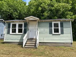 featured image of 722 English St