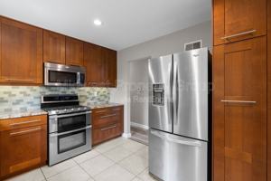 featured image of 438 Bush Dr