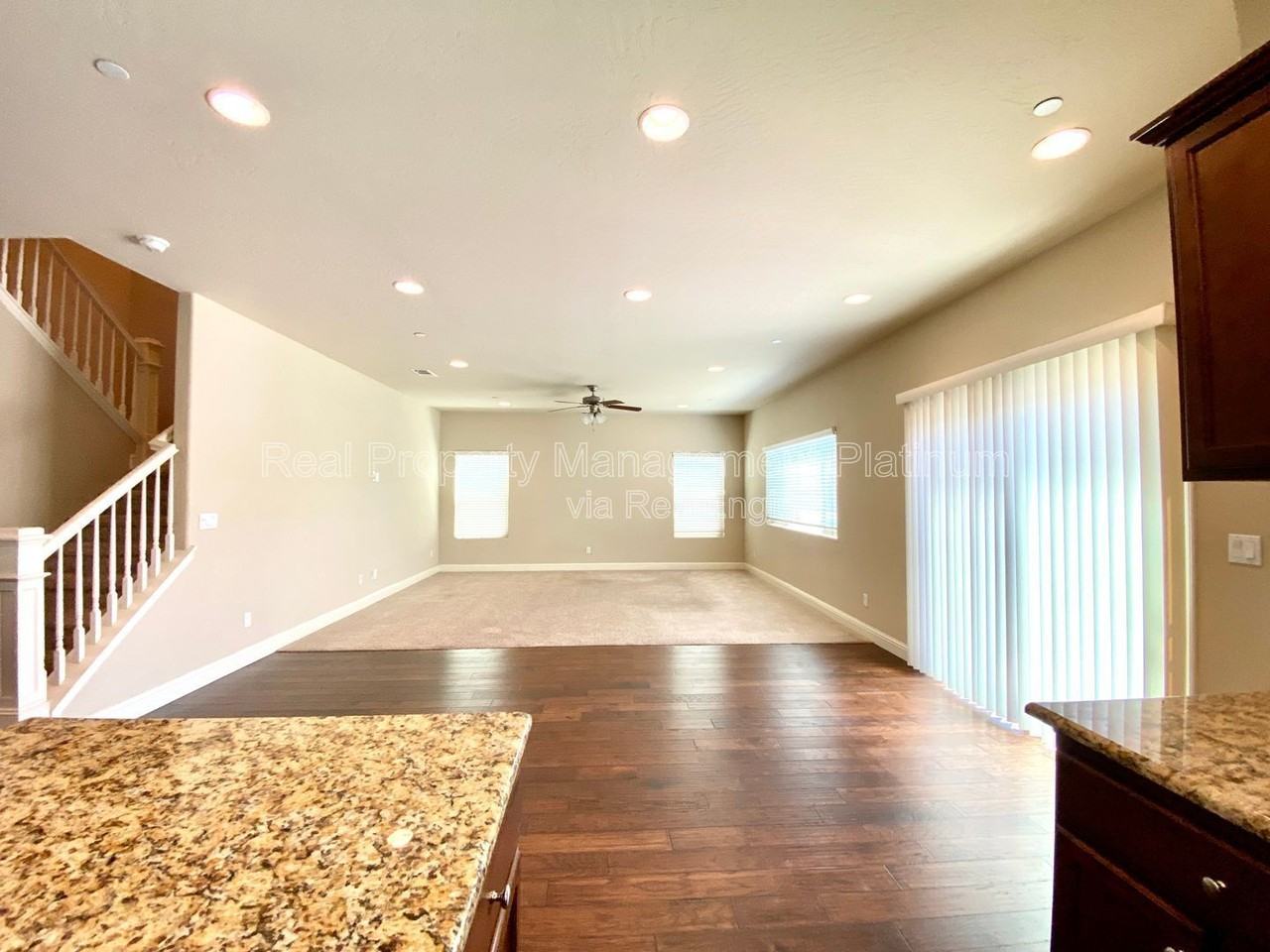 6162 E Farrin Ave - Photo 3 of 42