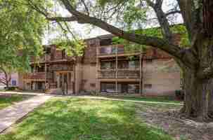 featured image of 2224 Oneida St #210