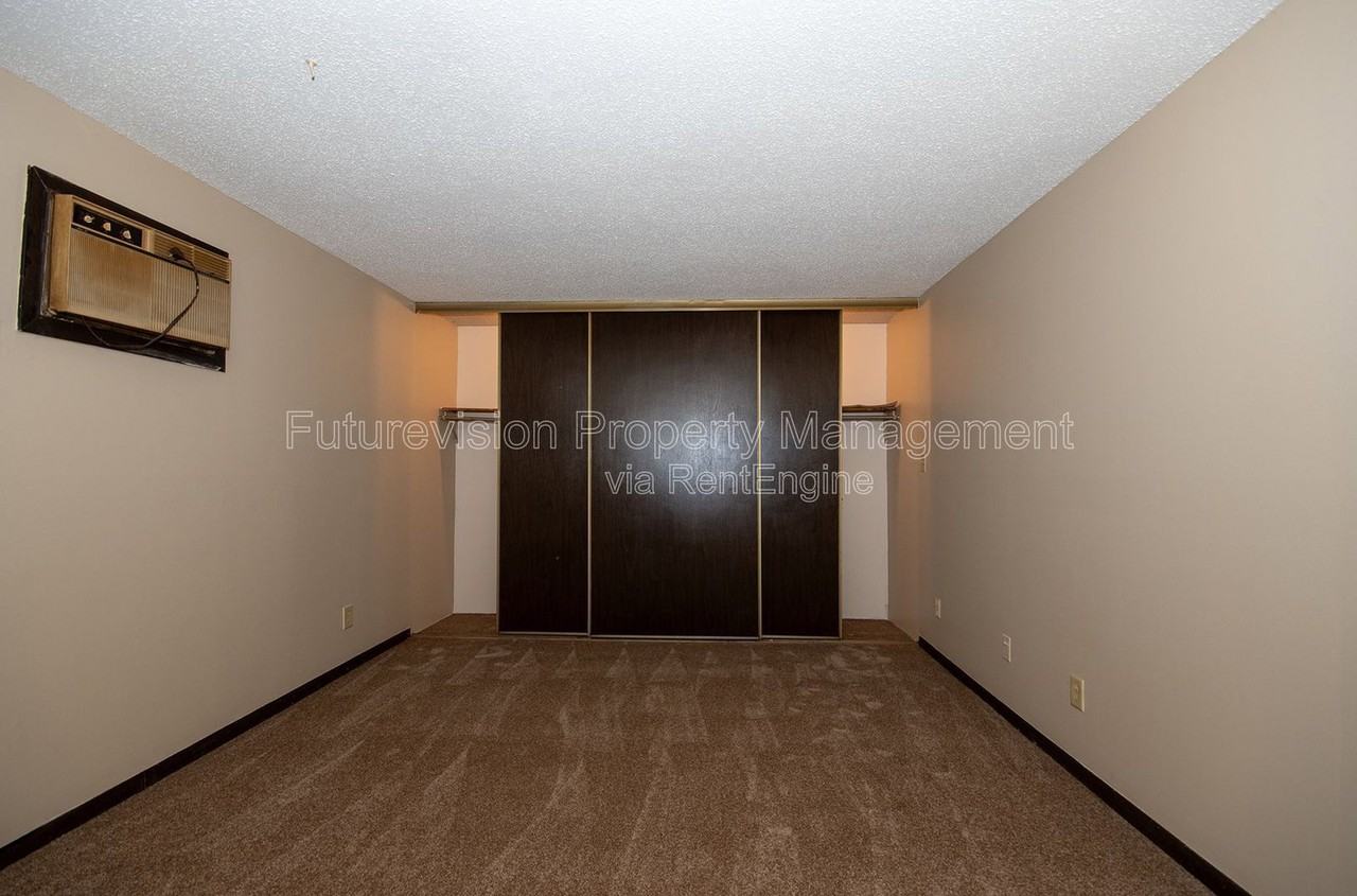 2224 Oneida St #210 - Photo 6 of 13