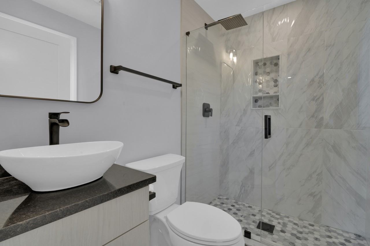 1 Rockingham Ave #1 - Photo 4 of 14