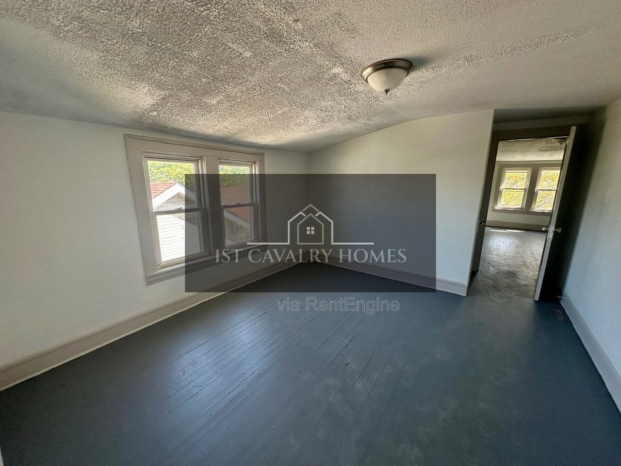 3540 E 154th St #3 - Photo 5 of 10
