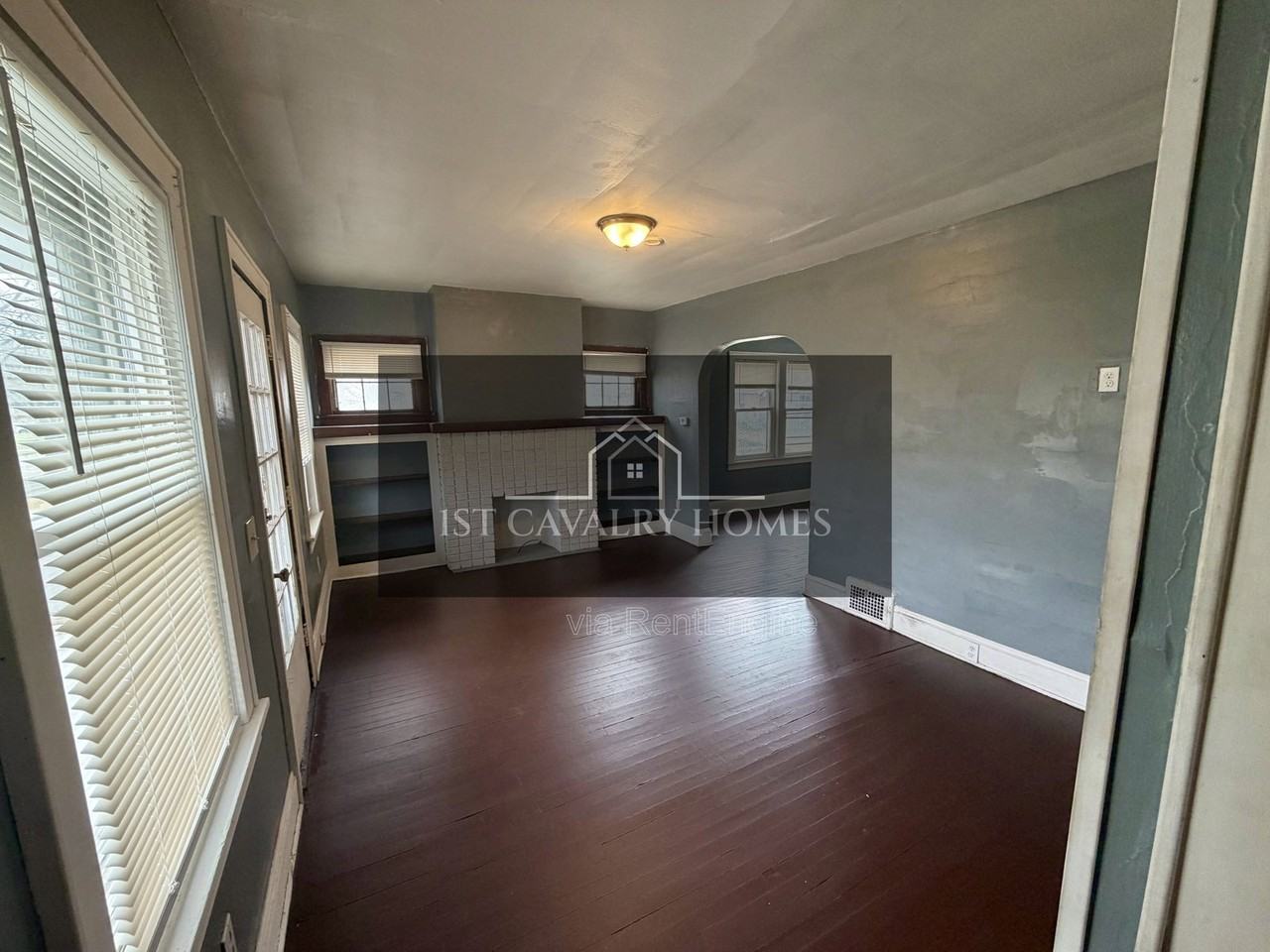 578 Hoye Ave #1 - Photo 2 of 22