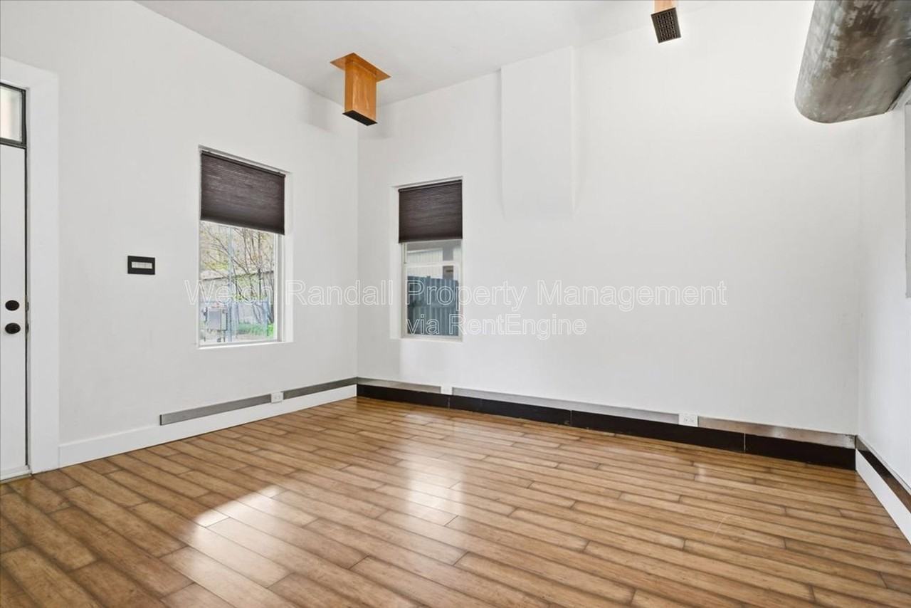 646 W 500 N - Photo 6 of 28