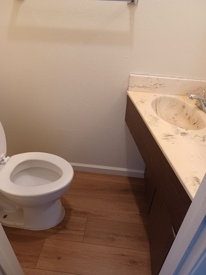 1955g - Photo 6 of 12