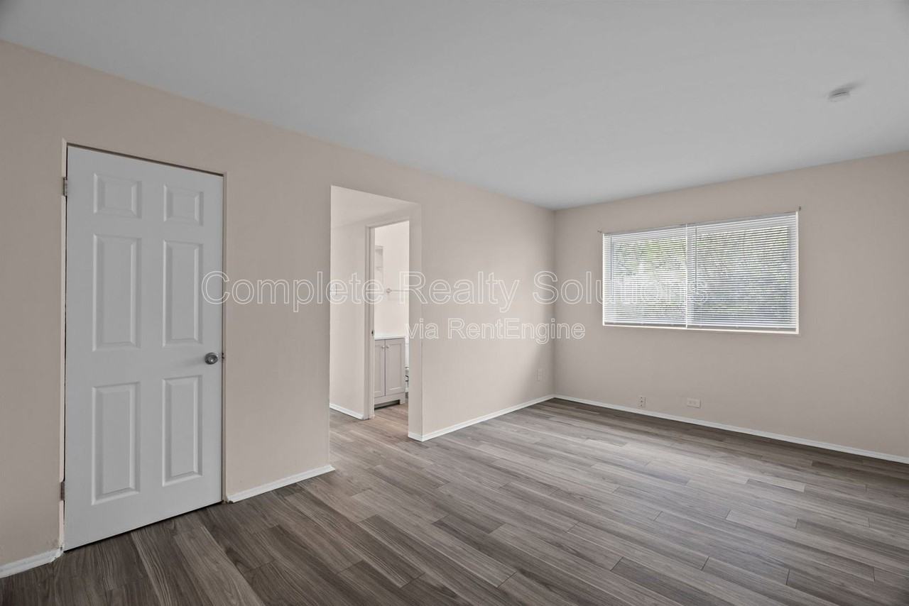 2323 Woodson Rd #J - Photo 3 of 16