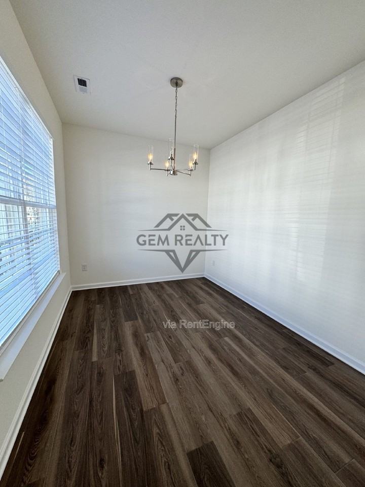 6184 Belay Dr - Photo 4 of 30