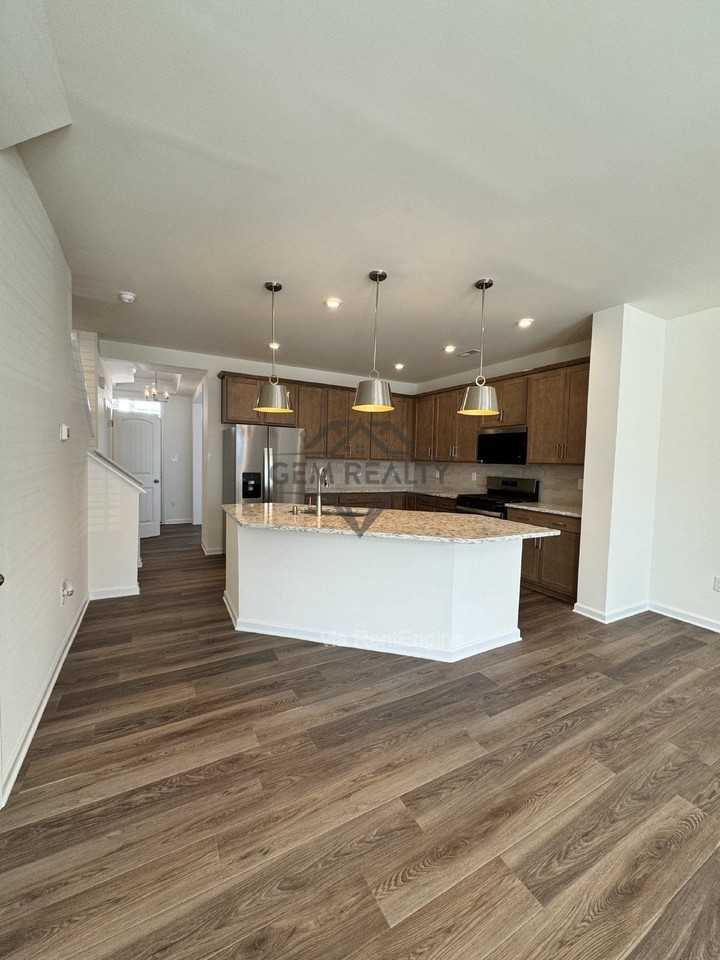 6184 Belay Dr - Photo 6 of 30