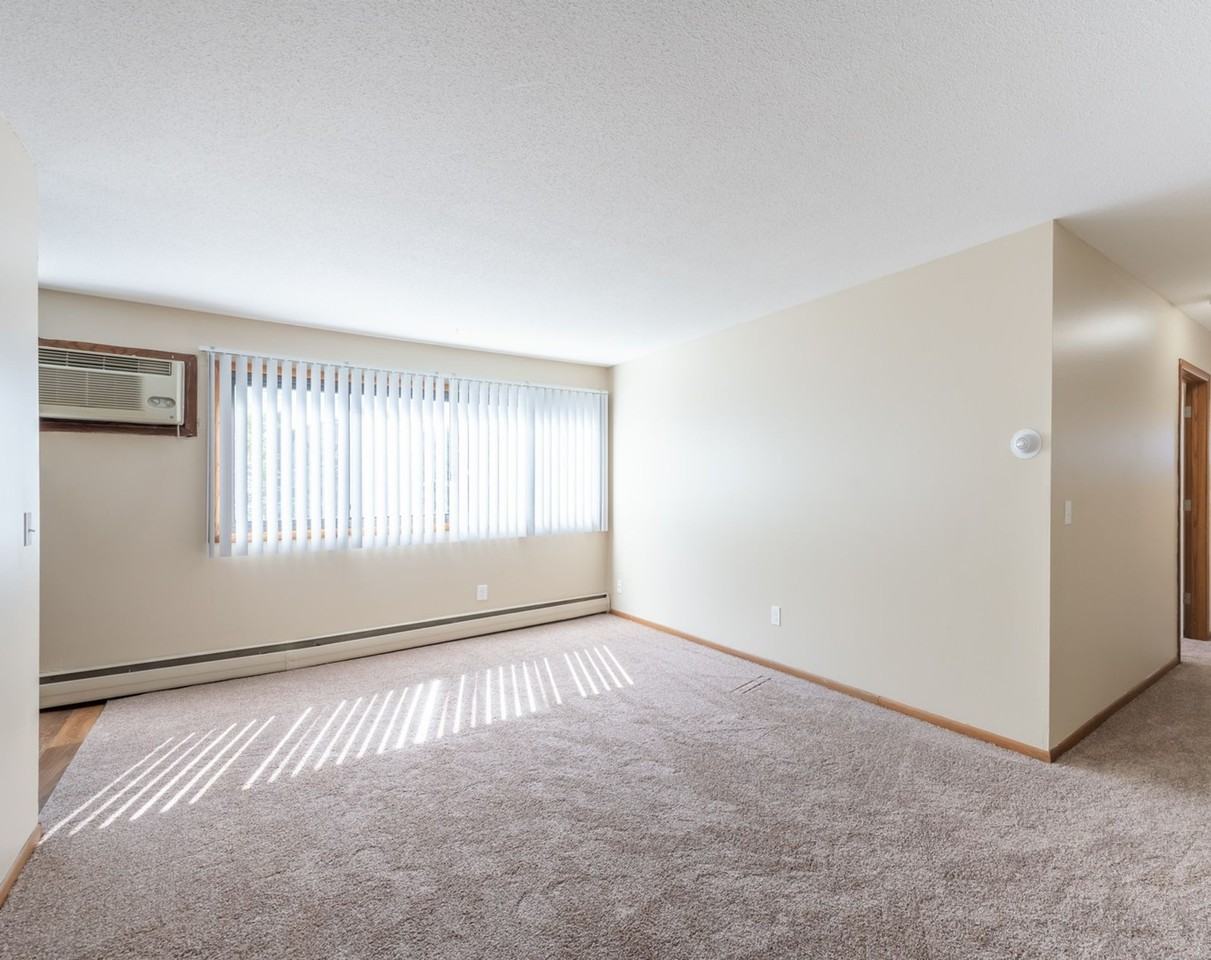 Lakeview Apartments - Photo 2 of 27