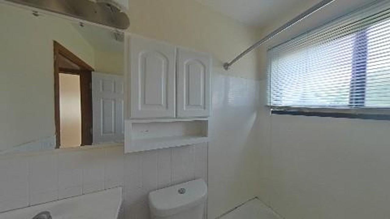 Lakeview Apartments - Photo 4 of 27