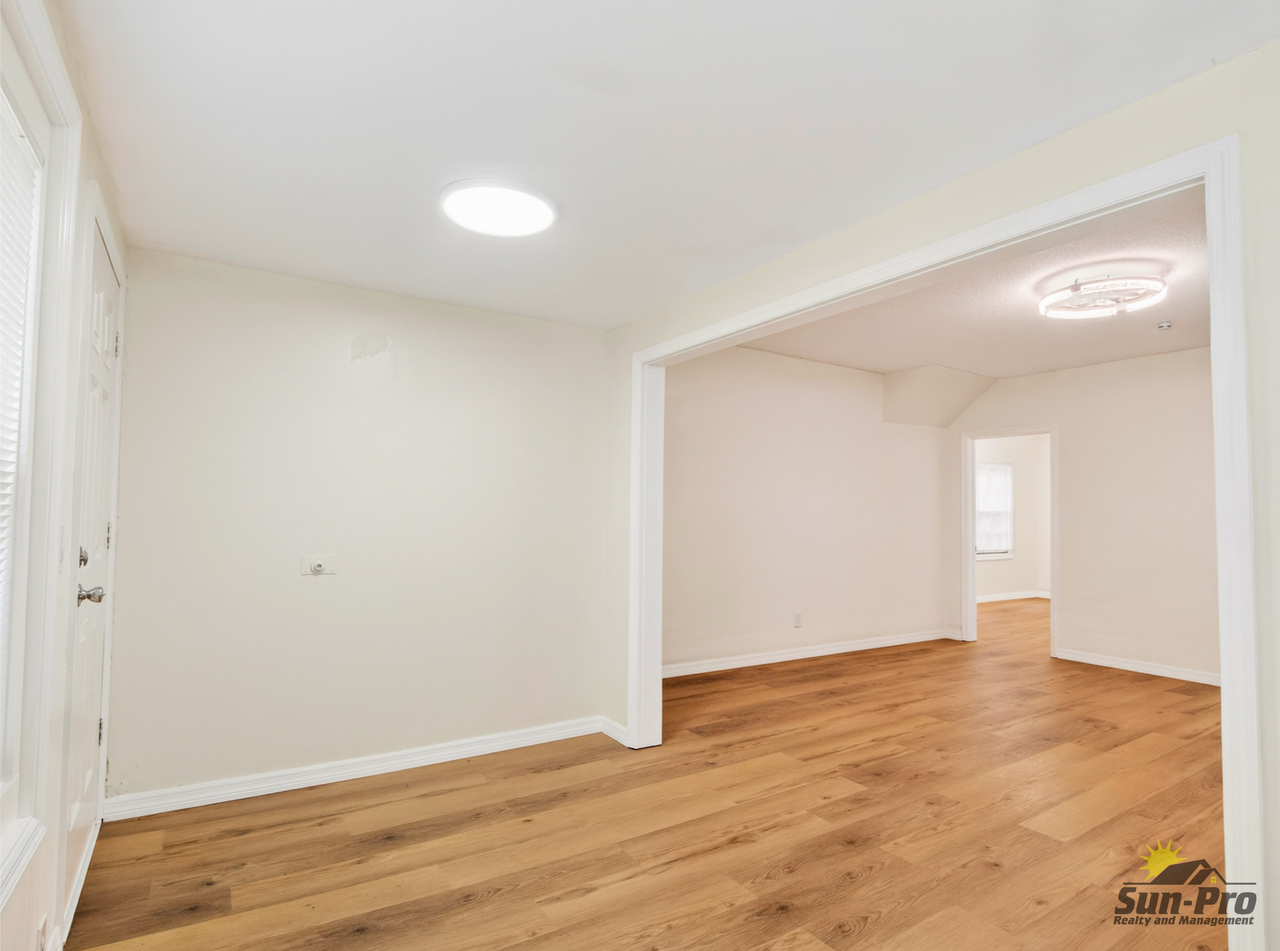 213 Live Oak Ave #A - Photo 5 of 13