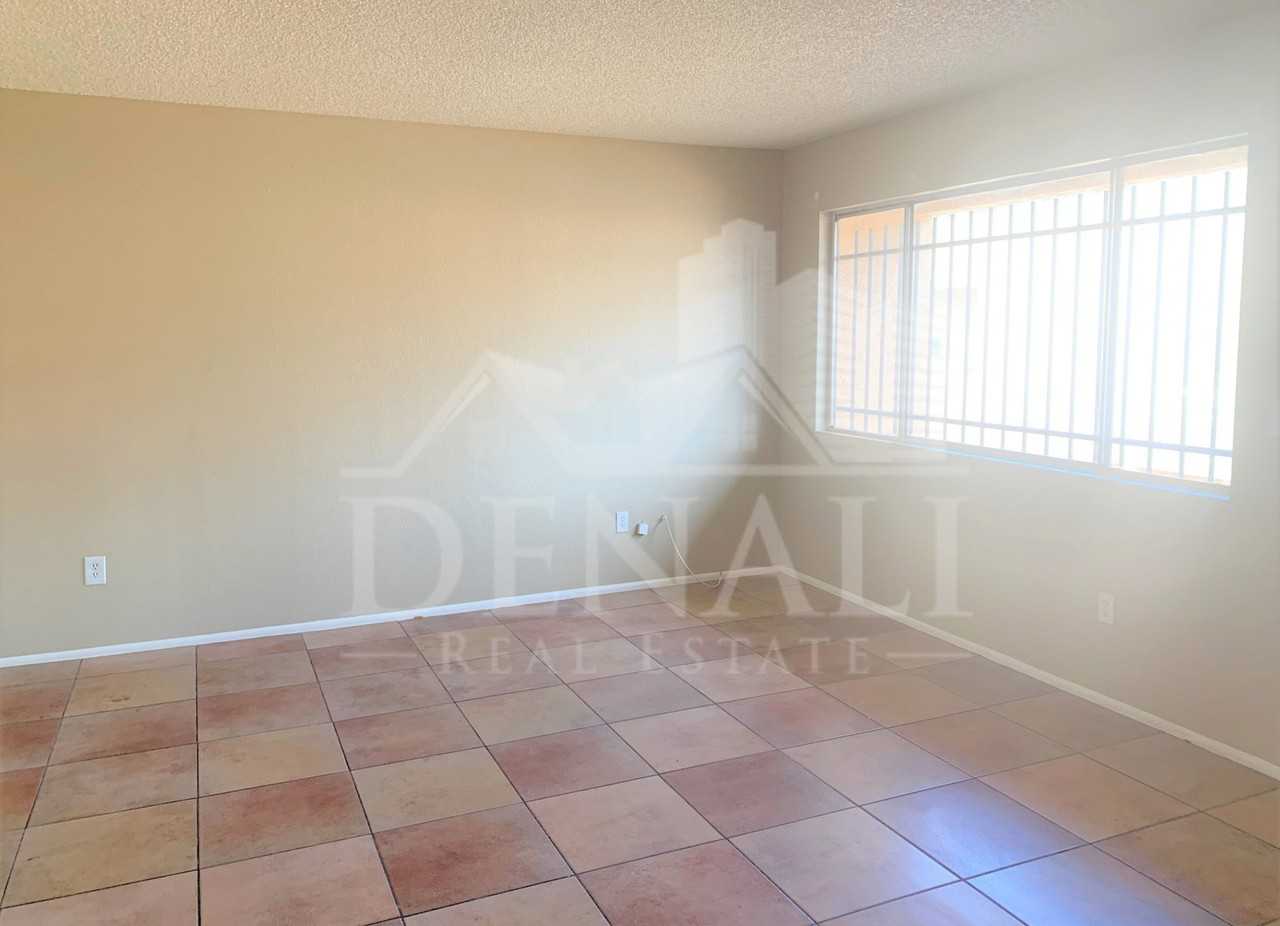 2804 N 43rd Ave #D - Photo 6 of 11