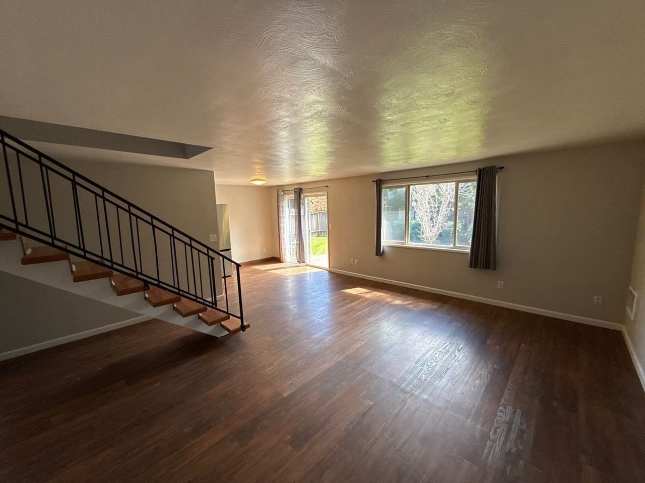 4776 Buffalo Dr Se - Photo 2 of 36