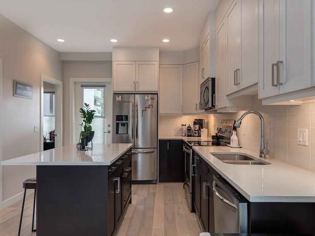 174 River Park West - Photo 2 of 26